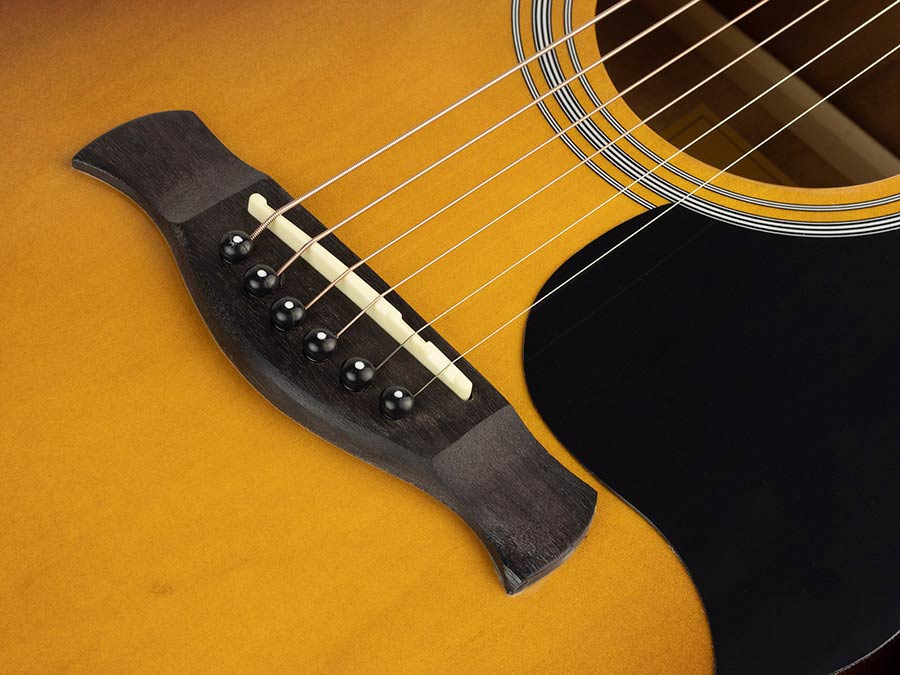Richwood RD-12-SB Artist Series Dreadnought Akoestische Gitaarset Sunburst met Capo, Stemapparaat, Gigbag en Gitaarstandaard