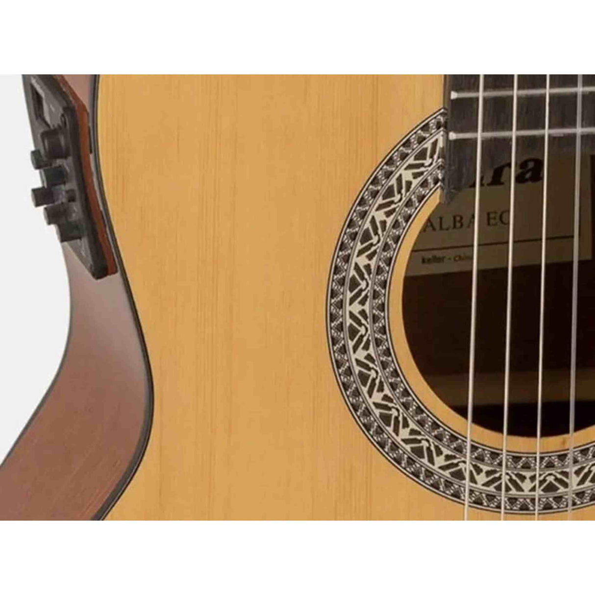 Admira ALBA-EC klassieke gitaar Oregon pine sapele okume purple heart walnoot cutaway EQ6