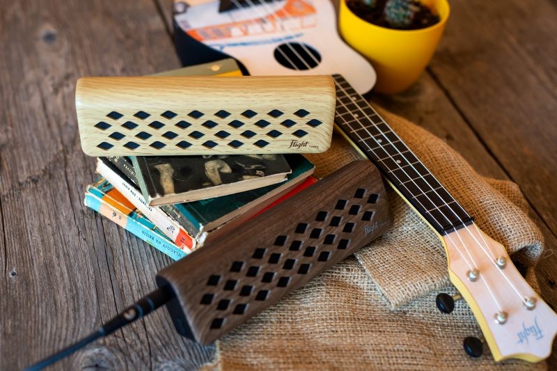 Flight Tiny6 Maple Bluetooth Ukulele Versterker 2x3W met Oplaadbare Batterij en Maple Afwerking