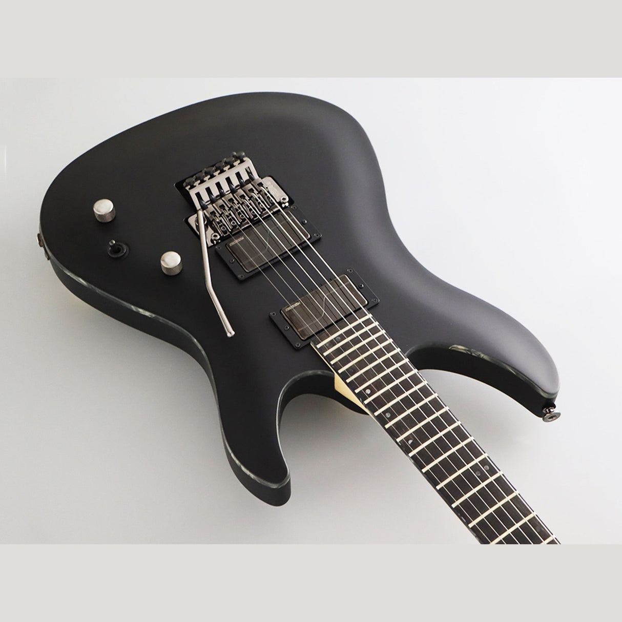 FGN J-Standard Mythic Trem elektrische gitaar Matte Black Fishman Fluence