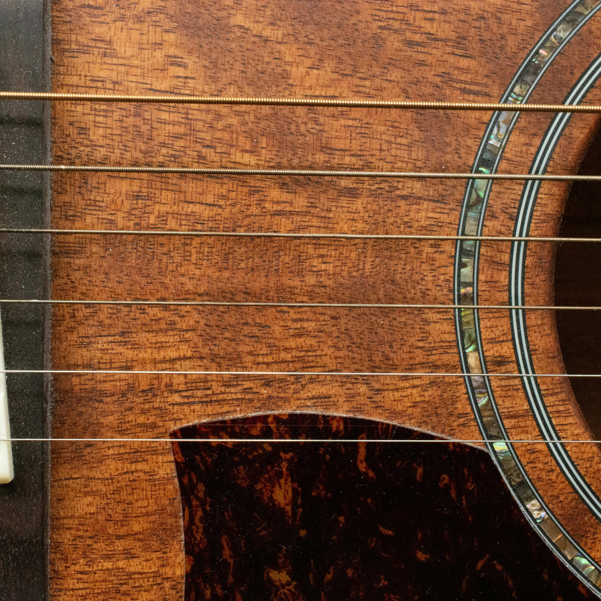 How to Change Guitar Strings? Step-by-Step Guide! – VDS instrumenten