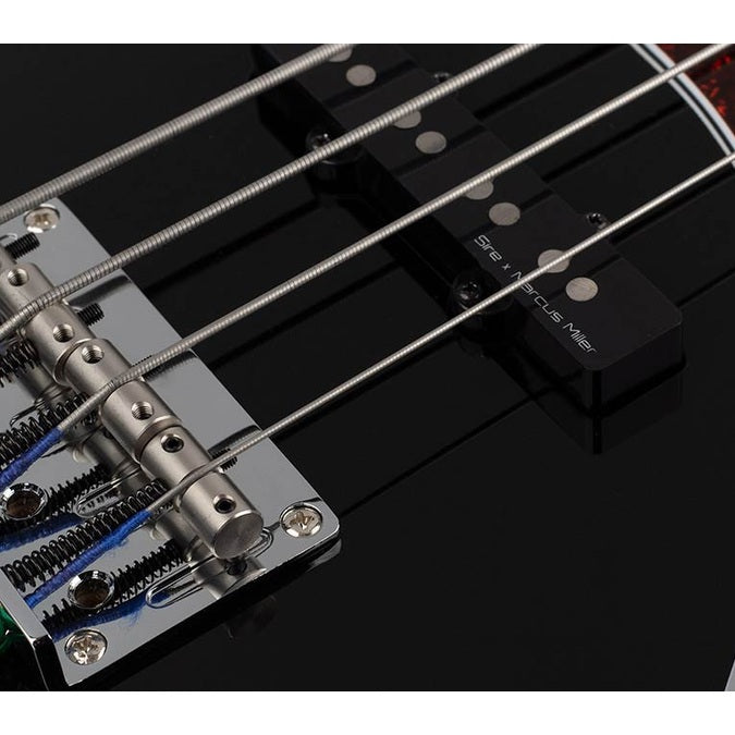 Sire V7+ A4F/BK Marcus Miller 2nd Gen fretless 4-snarige basgitaar Black