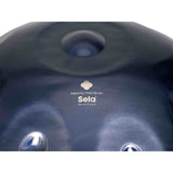Sela SE 220 Nitrided Steel Handpan D Kurd 440 Hz donkerblauw met gevoerde draagtas