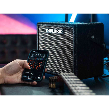 EKO DV300 Double Cut Elektrische Gitaar Set Rood + NUX Mighty-8 MK2 Versterker