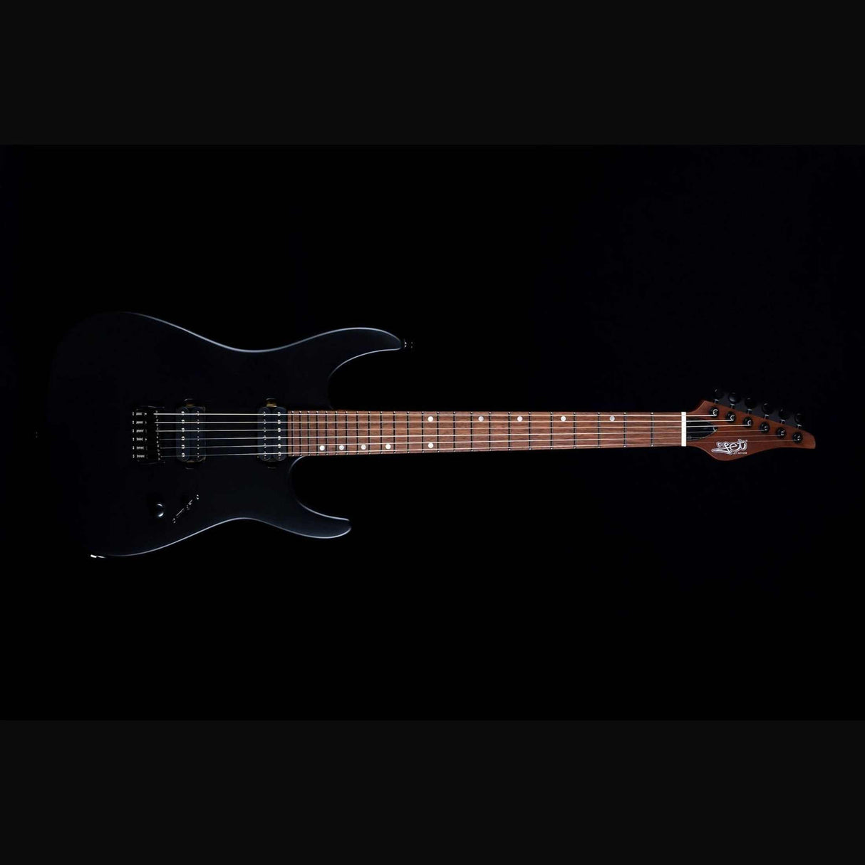 JET JS-501 BK Stygian S-style Elektrische Gitaar HH Vaste Brug Rosewood Toets Satijn Zwart