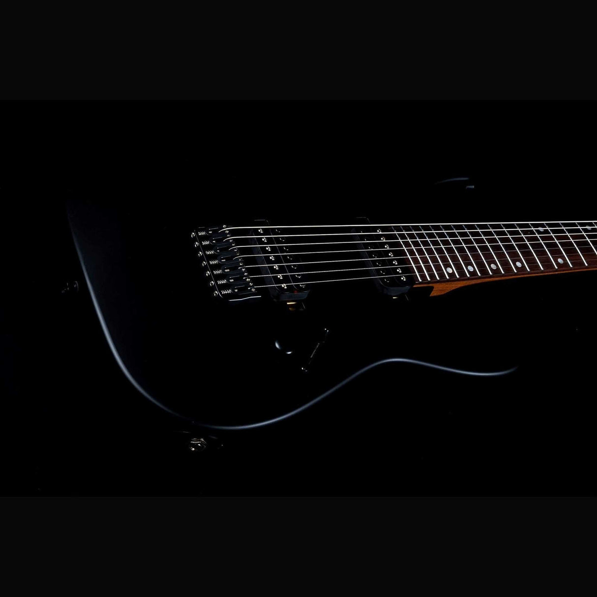 JET JS-507 BK Stygian 7-snarige S-style Elektrische Gitaar HH Vaste Brug Rosewood Toets Satijn Zwart