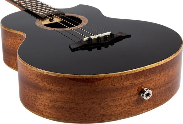 Flight Nora Baritone EQ-A Elektrisch-Akoestische Baritone Ukulele met Solid Sitka Spruce Top, Mahogany Body en Stalen Snaren