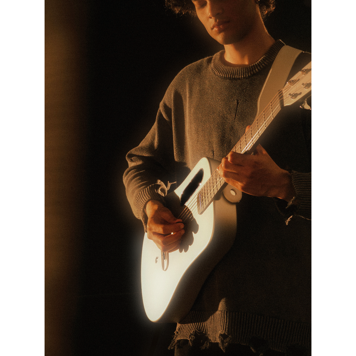 LAVA ME Air Carbon Silver – Smart Gitaar met Airsonic Carbon Fiber & FreeBoost™ Technologie