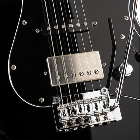 Cort G250SE BK Elektrische Gitaar HSS Linden Roasted Maple Zwart met 2-Punts Tremolo