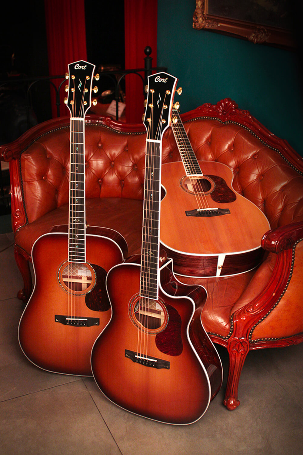 Cort Gold-A8 – Massief Pau Ferro, Torrefied Sitka & Fishman Flex Blend – Light Burst