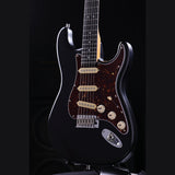 Patina PS-3 BK S-style Elektrische Gitaar SSS Alnico V Nitro Paulownia Body Roasted Maple Hals