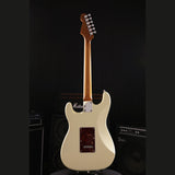 Patina PS-3 OW S-style Elektrische Gitaar SSS Alnico V Nitro Paulownia Body Roasted Maple Hals Olympic White